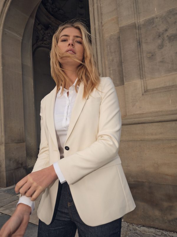 MMPhoebe Miley Blazer