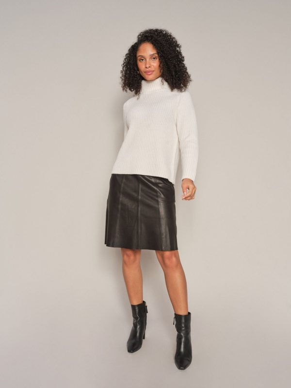 MMLufina Alexsis Shorts - Image 2