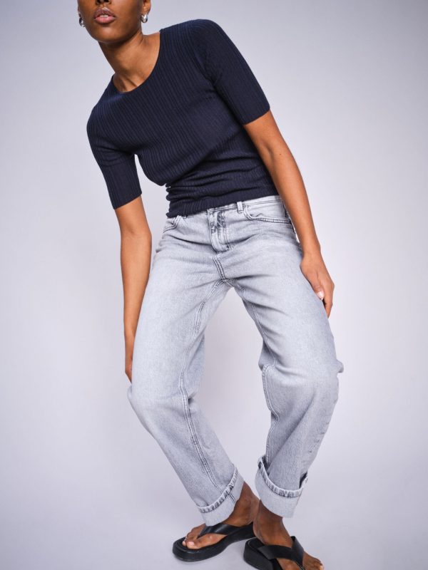 MMRelena Prep V-neck Knit - Image 2