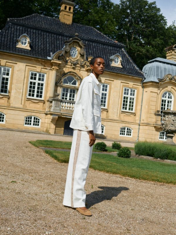 MMIndrani Trenchcoat - Image 2